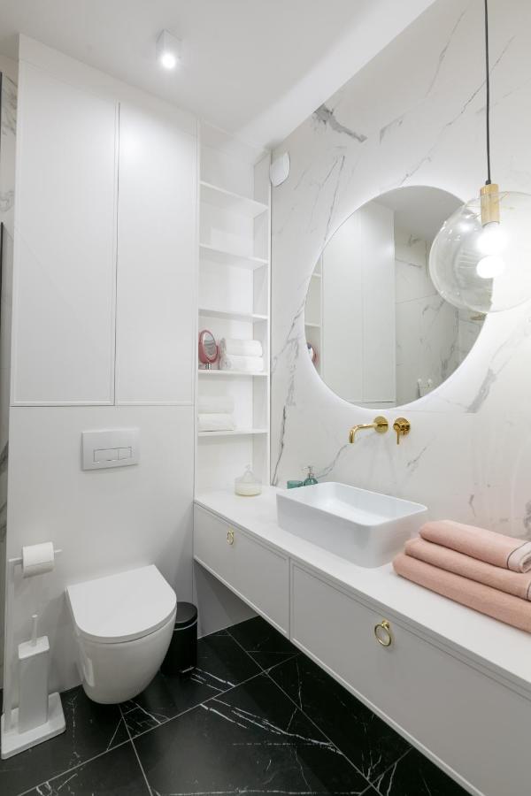 Nexthome Boutique Apartments Karolkowa Klimatyzacja Air Conditioning Warsaw Exterior photo